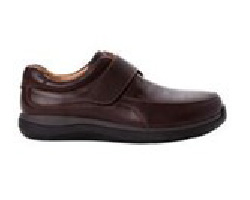 Brown formal shoe